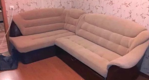 Перетяжка углового дивана. Семиозерье